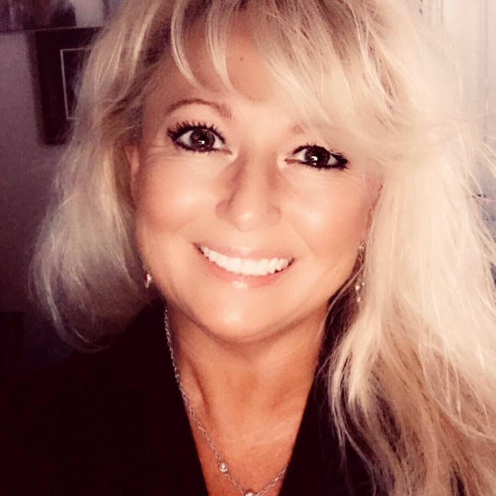 Meet your Posher, Lisa